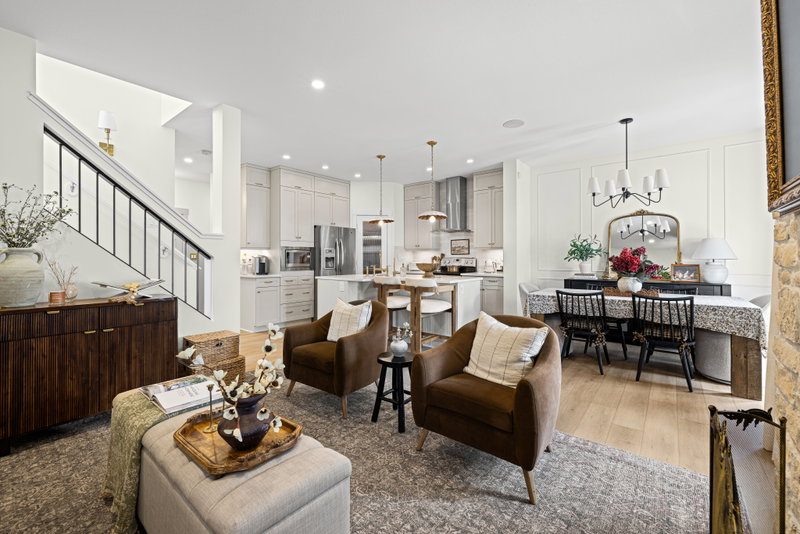 Living room, kitchen and dining room in one open sightline